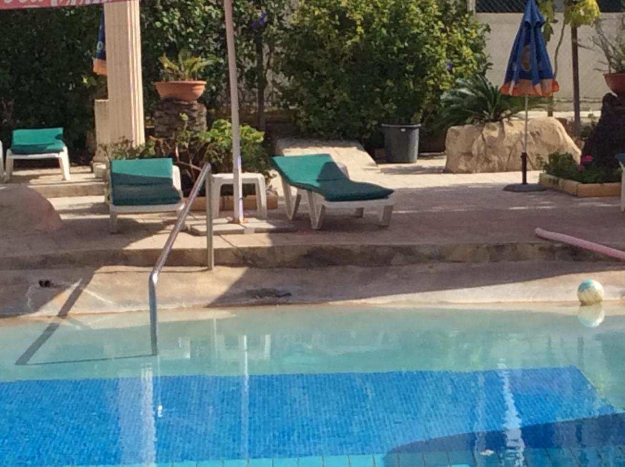 Kings Annex Aparthotel Paphos Exteriör bild